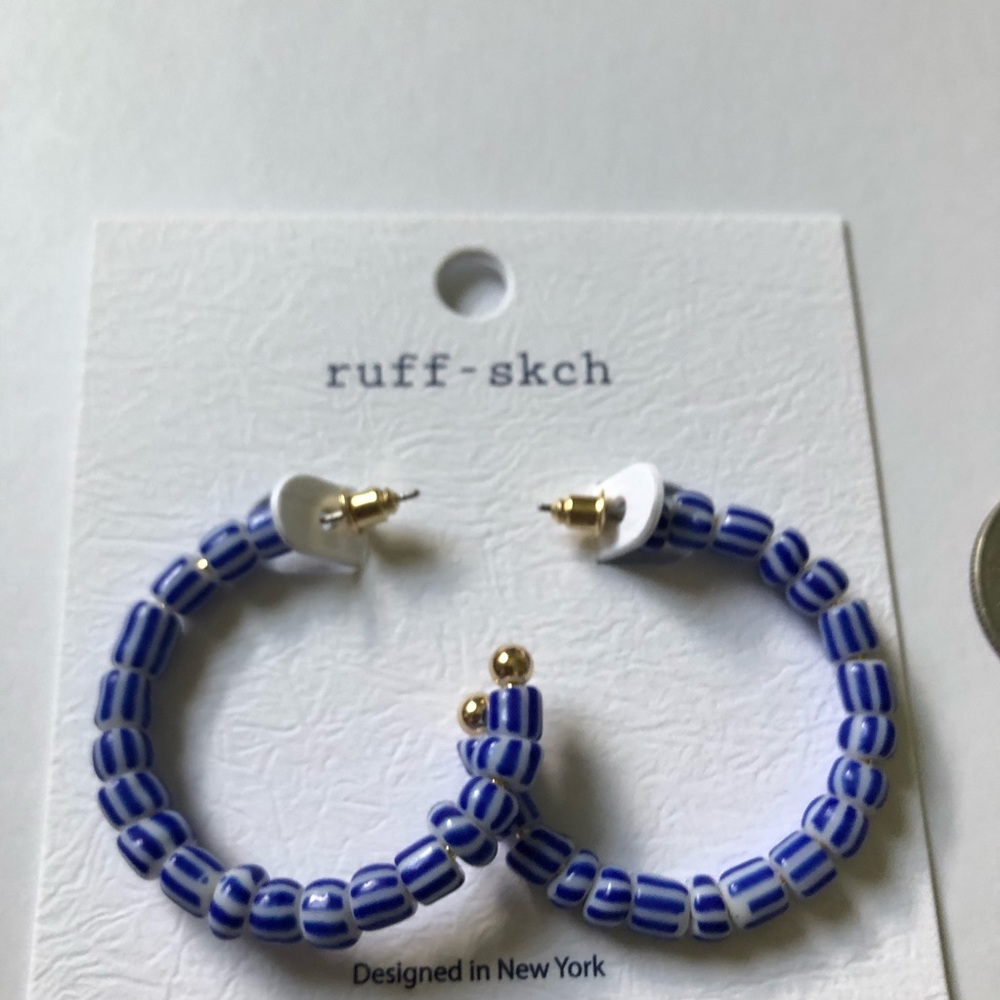 Blue and white beaded hoops 💙🤍